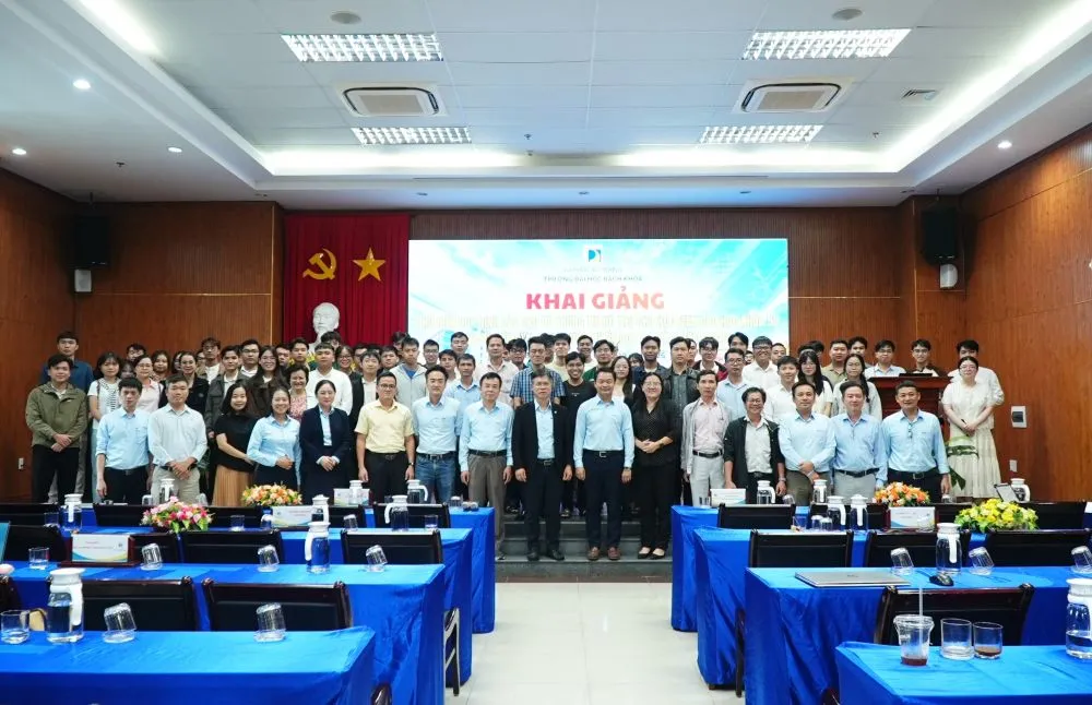 Đào tạo sau đại học : Trường ĐH Bách khoa – ĐH Đà Nẵng đổi mới chương trình, thêm nhiều chính sách có lợi cho học viên, nghiên cứu sinh